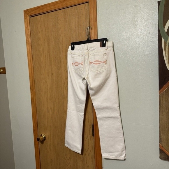 Abercrombie & Fitch Size 2 Solid White Low-Rise Straight Leg Denim Ankle Jeans - Picture 2 of 4